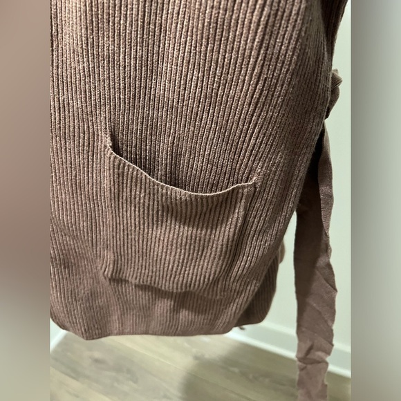 Belted Cardigan | Francesa’s | Large - Picture 5 of 5